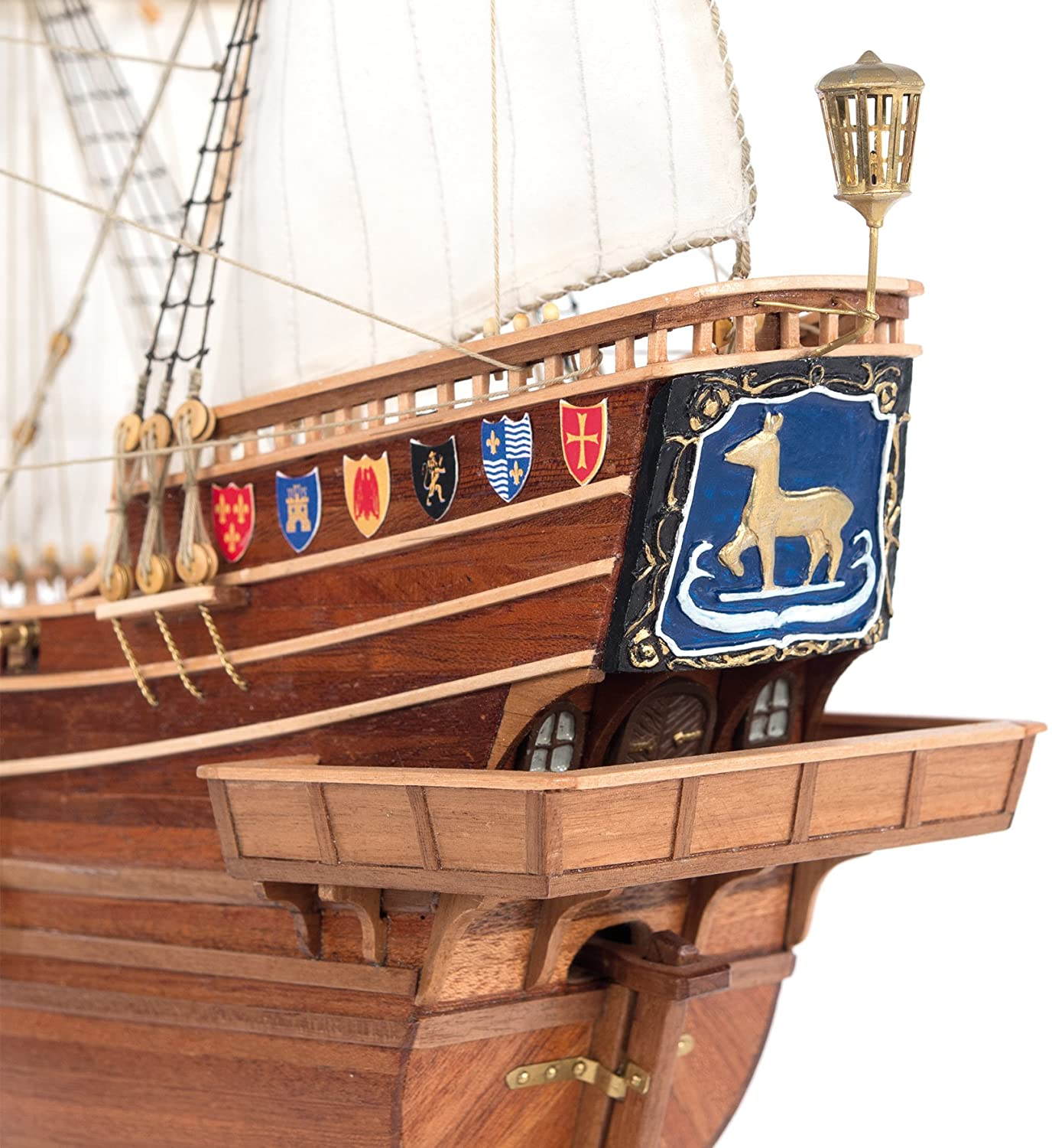 CON80844 Golden Hind CONSTRUCTO