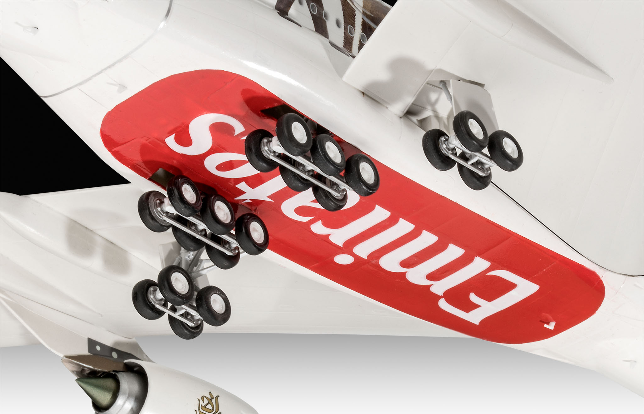 03882RE Самолет Airbus A380-800 Emirates  Wild Life Revell