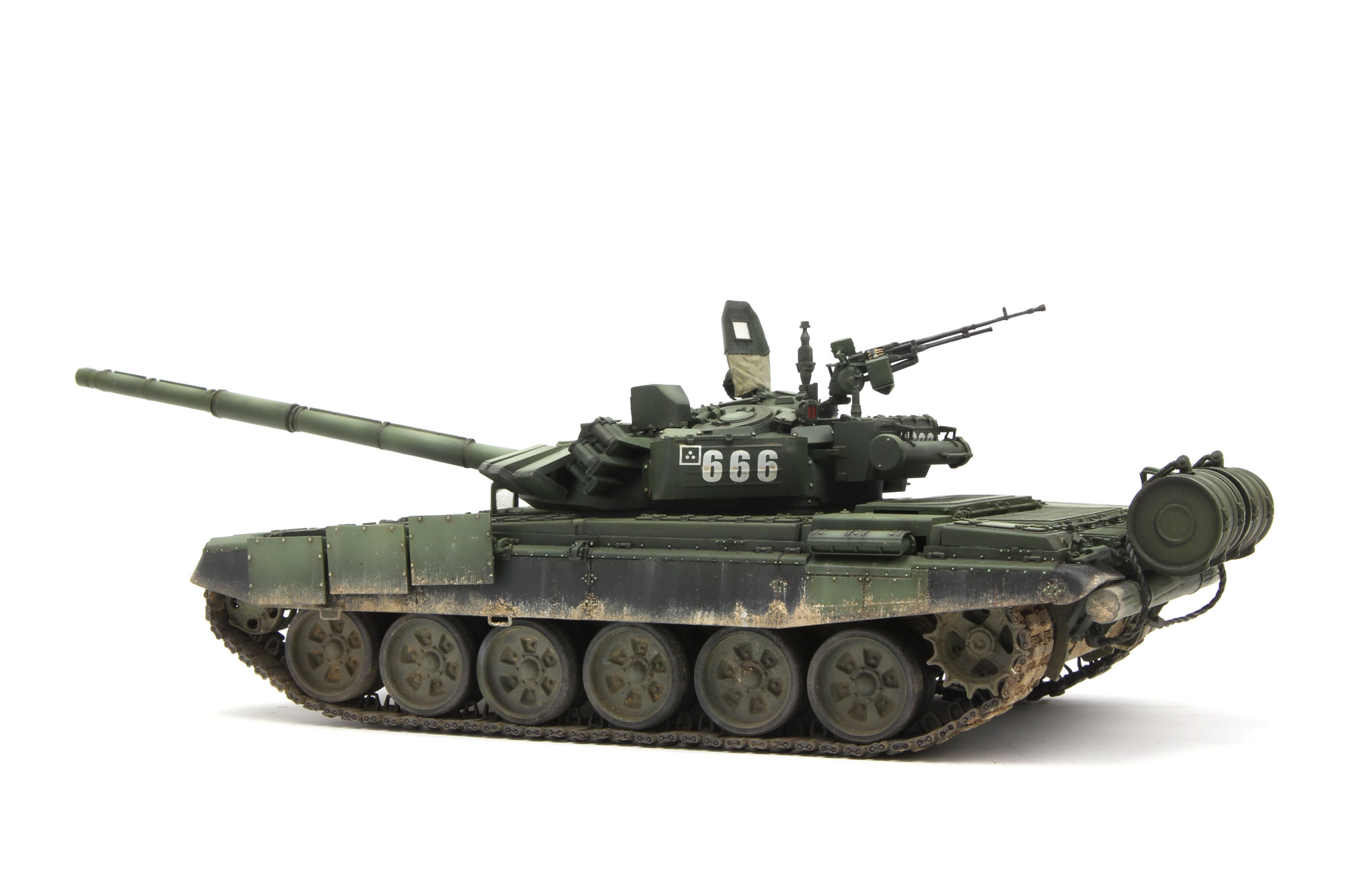 TS-028 RUSSIAN MAIN BATTLE TANK T-72B3 Meng