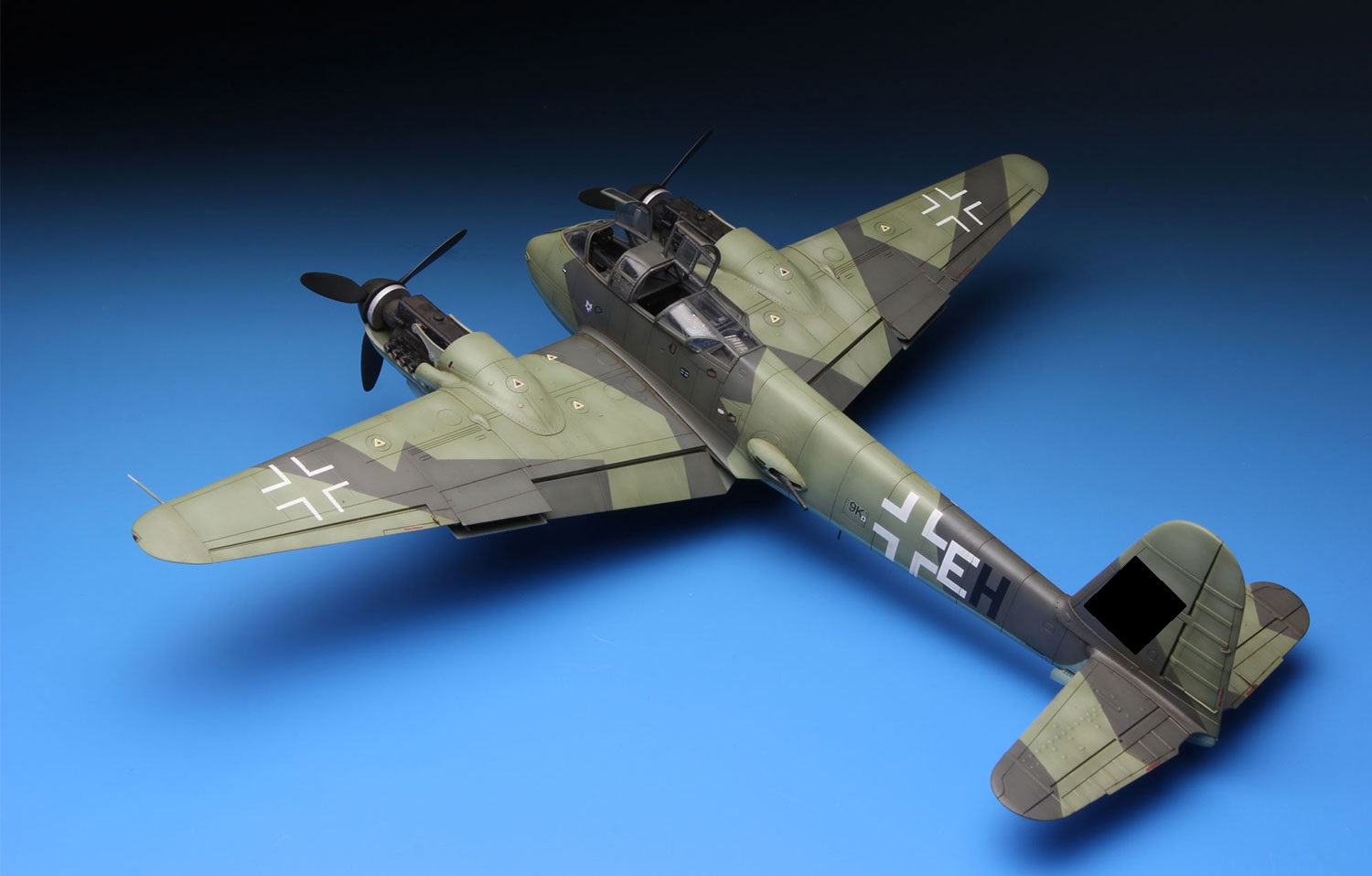 LS-003 Messerschmitt Me410A-1 Hight Speed Bomber Meng
