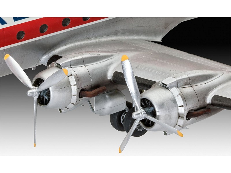 04947 Пассажирский самолет DC-4 авиакомпании Balair Revell