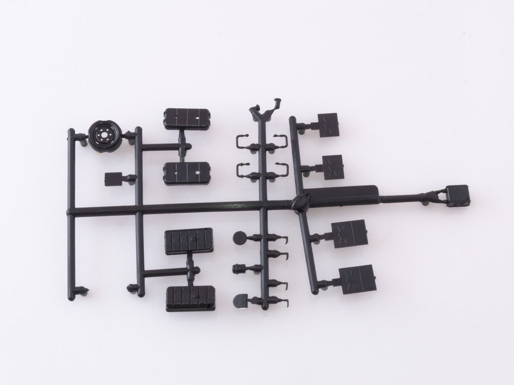 1381AVD Сборная модель Командно-штабная машина КШМ Р-142 (66)	 AVD Models