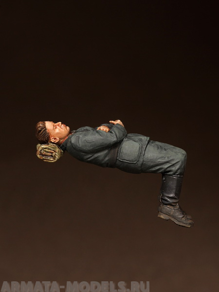 3576SOGA Sleeping driver for  SdKfz. 251 Hanomag SOGA Miniatures
