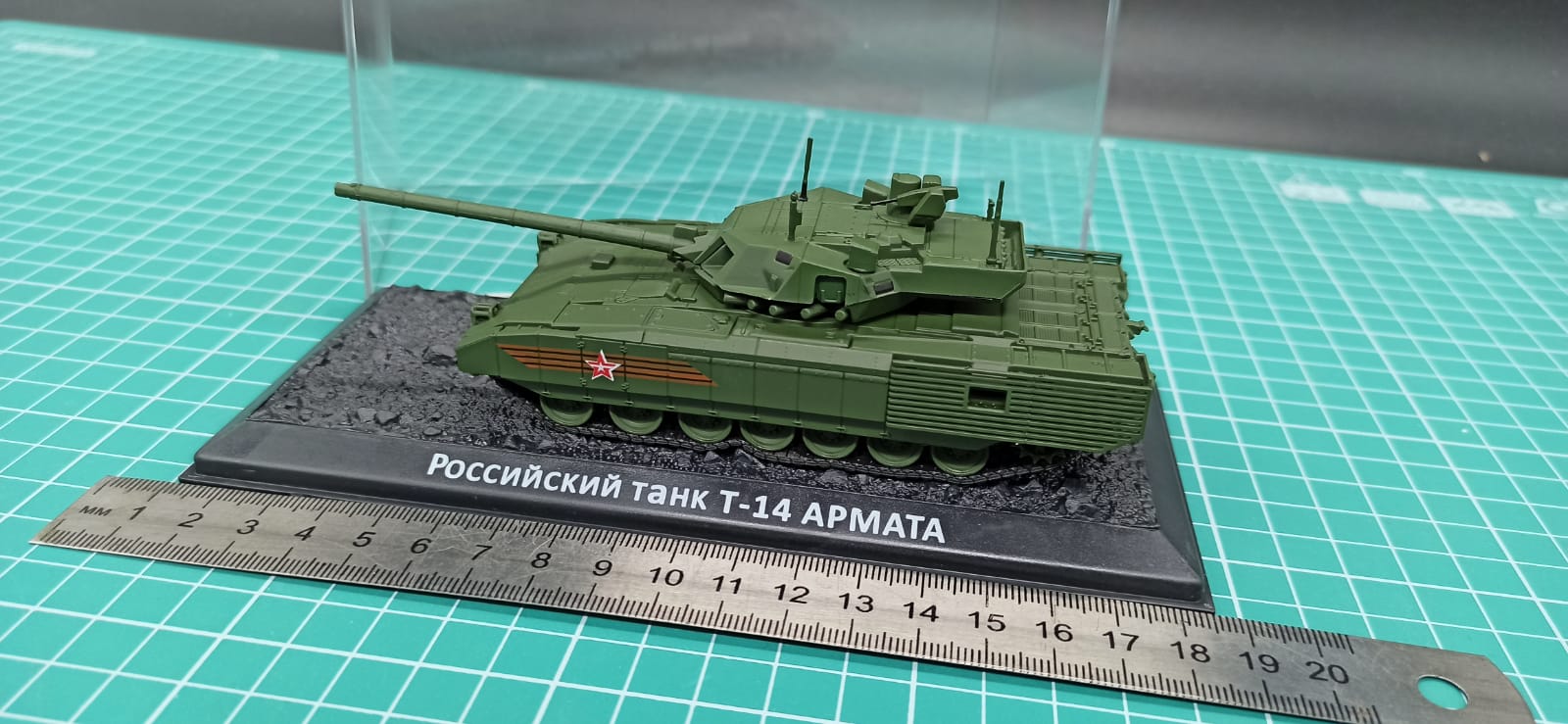 AM7200 Готовая коллекционная модель Армата Т-14 в боксе 1/72 Arma Models