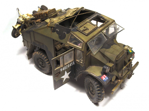 35044T Английский тягач (Quad gun tractor) с 25 фут.пушкой Tamiya